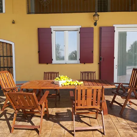 Cascina Olmetto Di Sotto Bed & Breakfast