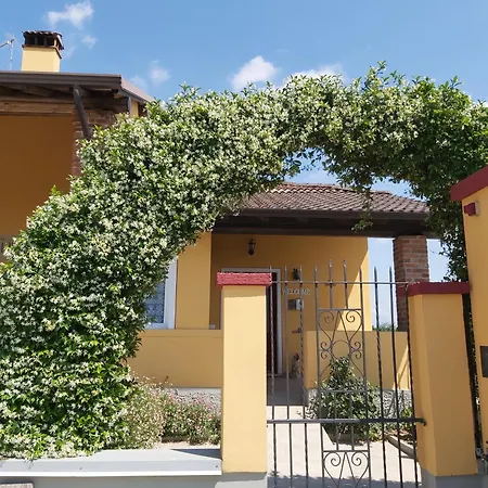 Bed & Breakfast Cascina Olmetto Di Sotto *