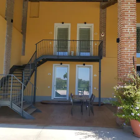 Cascina Olmetto Di Sotto Bed & Breakfast